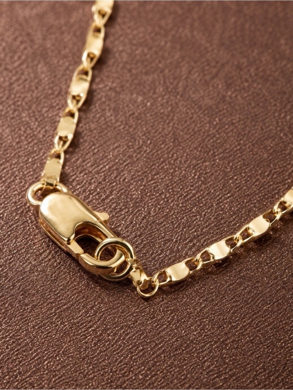 14K Gold Italian 2MM Flat Chain - 16" - Picture 4 of 5